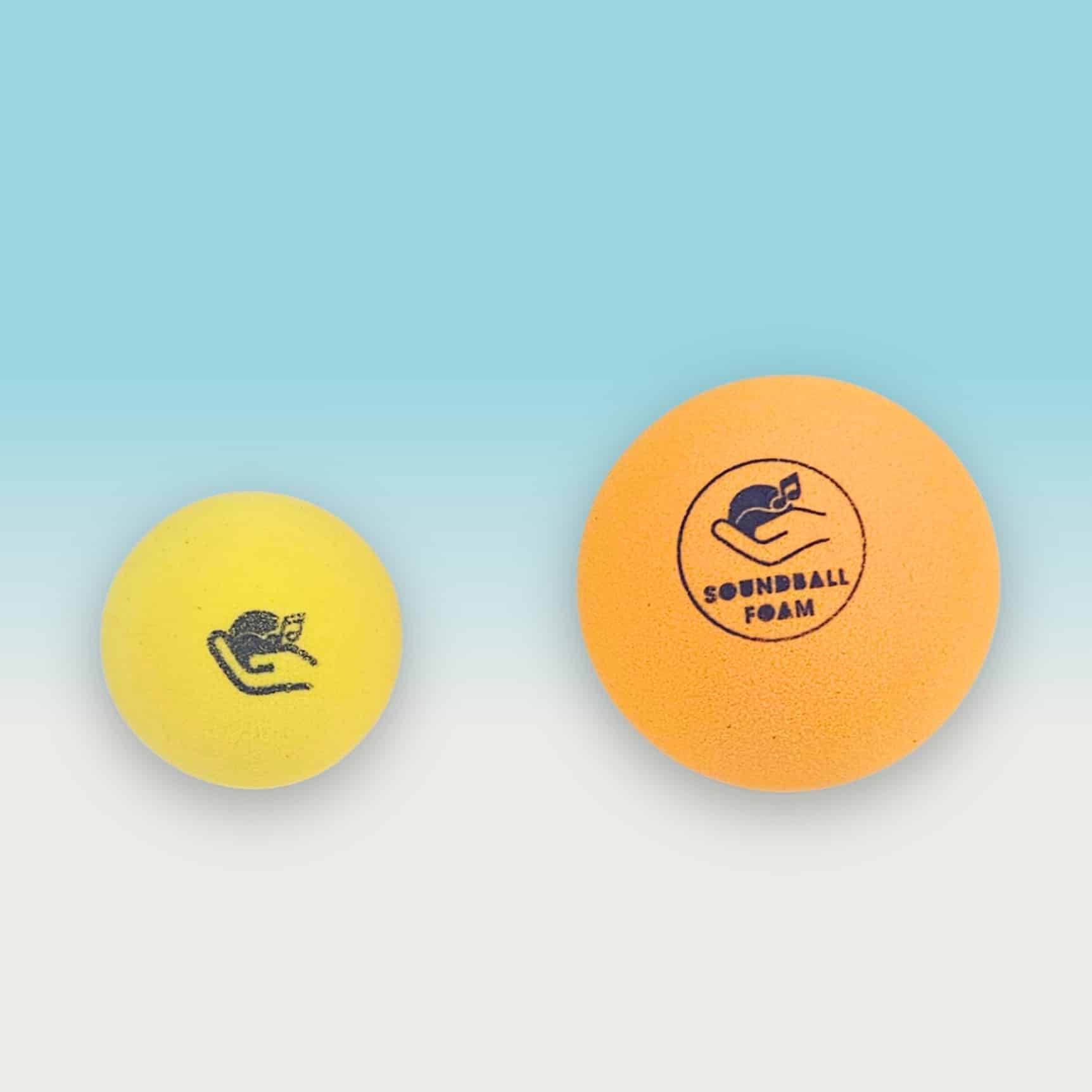 Suno Foam bold og en Blindetennis bold